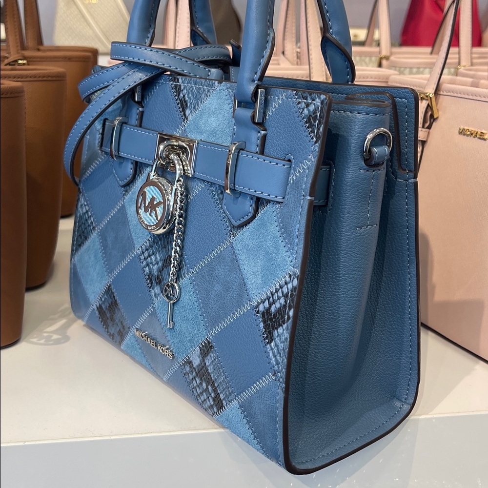 MICHAEL KORS Hamilton Sm Patchwork Satchel Crossbody Bag
Cornflower
NWT - Picture 13 of 16